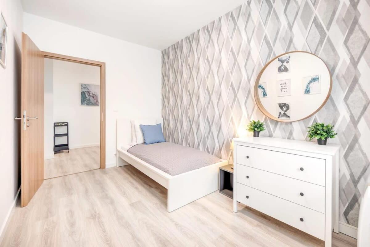Very - Large And Quiet Apartment Budapest