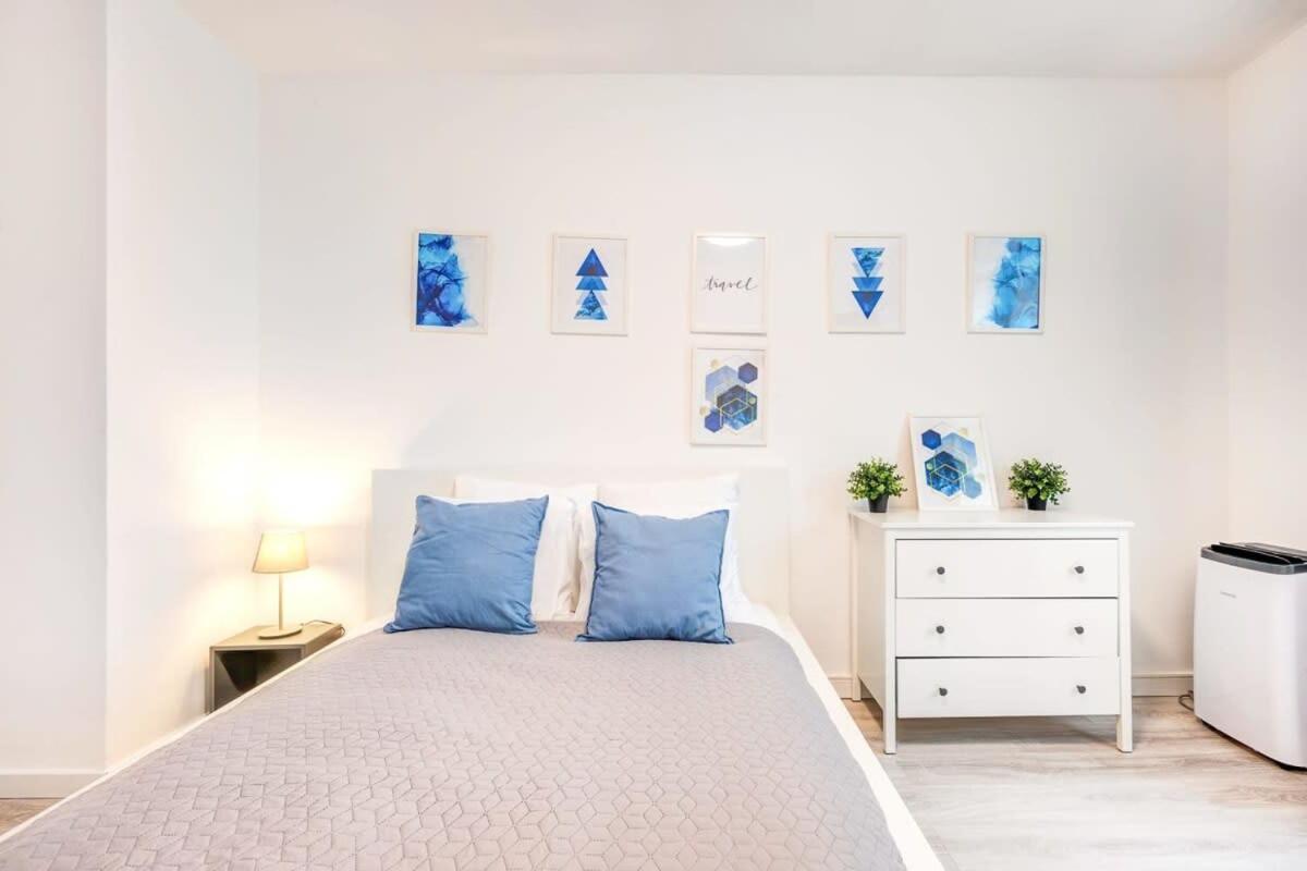 Very - Large And Quiet Apartament *